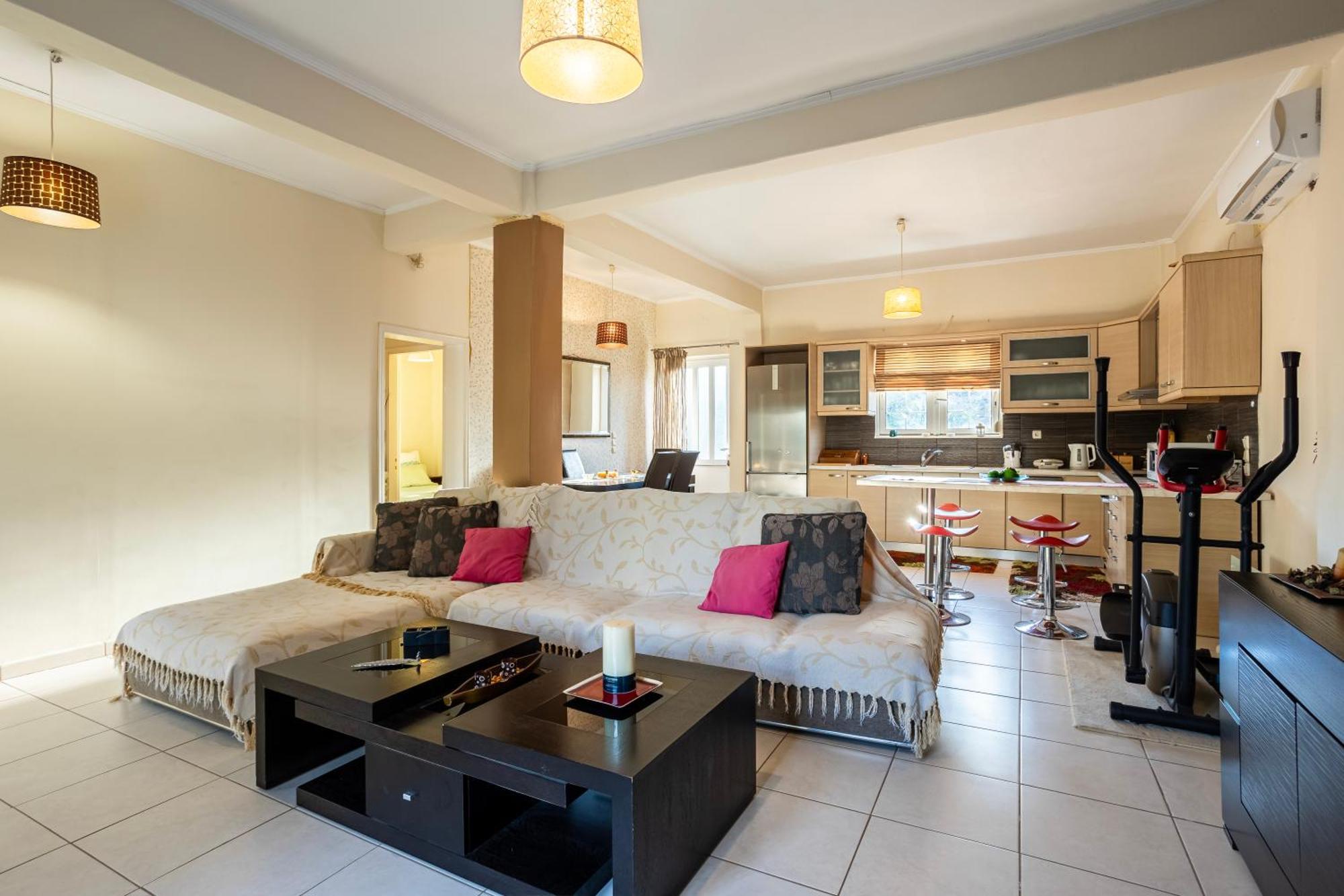 Kalamata'S Sunny Retreat Near The Historic Center Zewnętrze zdjęcie