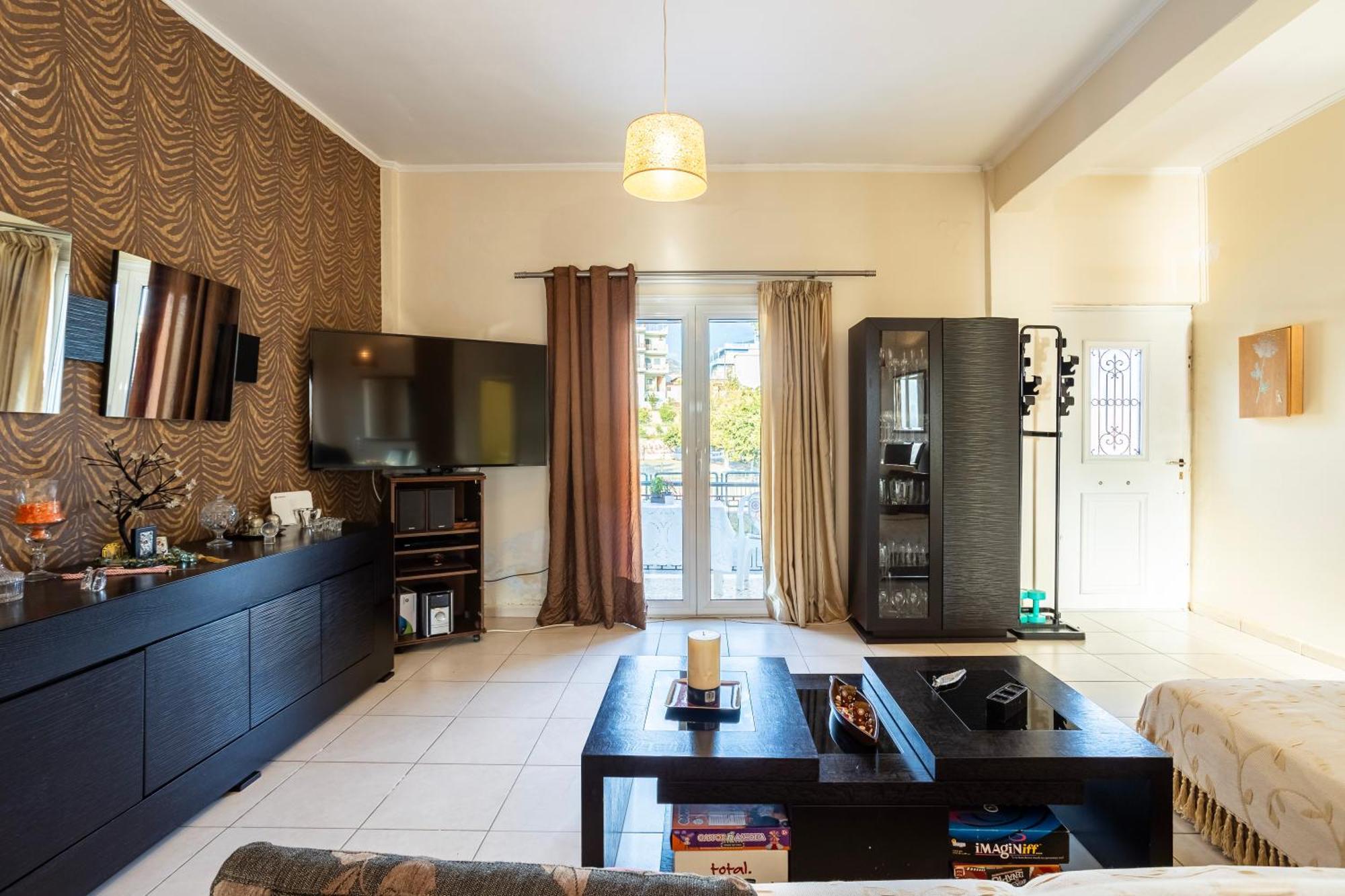 Kalamata'S Sunny Retreat Near The Historic Center Zewnętrze zdjęcie